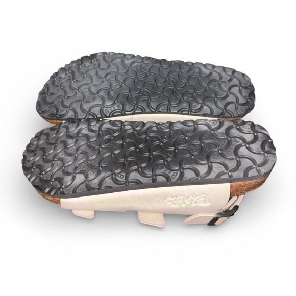 Birki’s Arizona Womens Beige Leather Buckle Adjustable Strap Sandals US 9 EU 40 - Picture 6 of 10